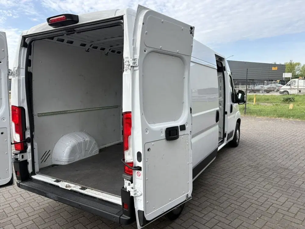 Opel Movano 2.2D 140PK L3H2 Airco uit 2024, foto 7