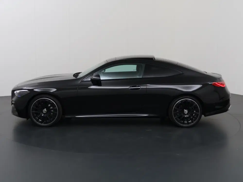 Mercedes-Benz CLE CLE Coupé 300 4MATIC AMG Line Premium Plus uit 2025, foto 5