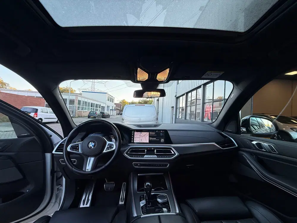 BMW X5 XDrive45e High Executive M Pano 2021 uit 2021, foto 3