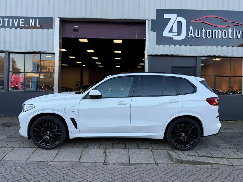 BMW X5 XDrive45e High Executive M Pano 2021 uit 2021, foto 6
