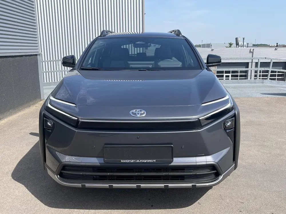 Toyota bZ4X Dynamic Limited Edition 75 kWh Nu €3.0 uit 2026, foto 2