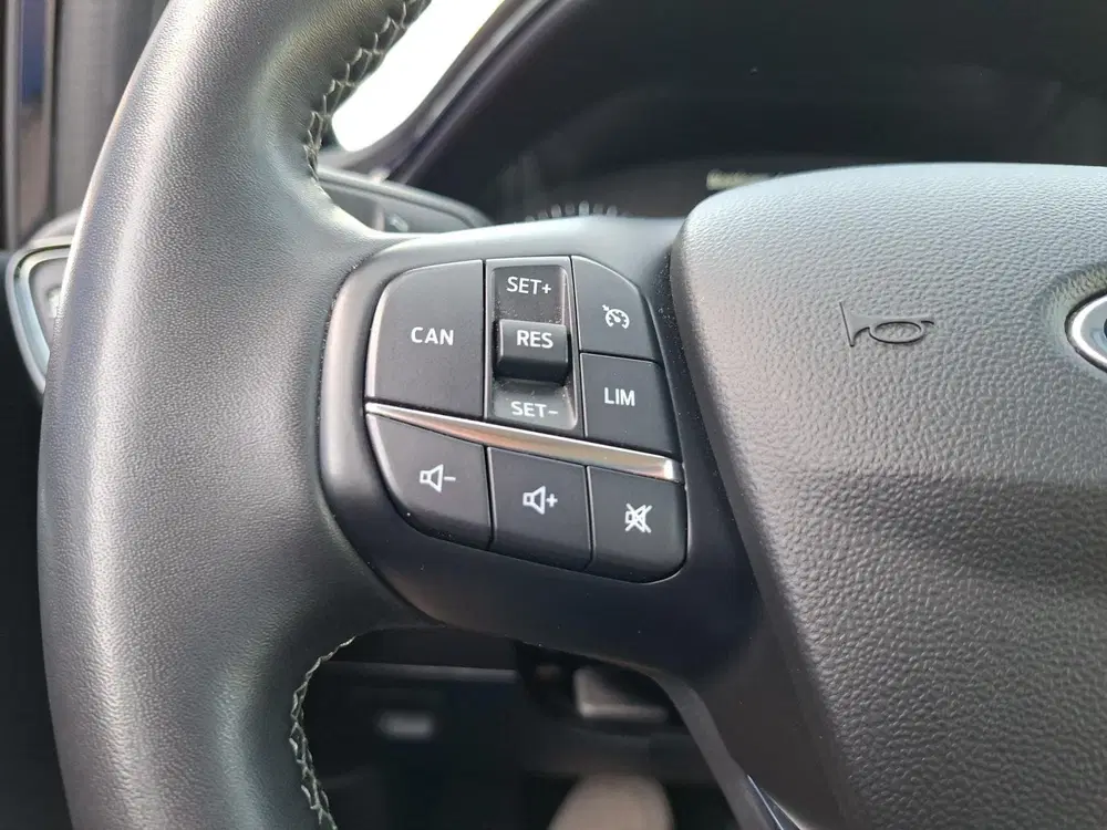 Ford Fiesta 1.0 EcoBoost Hybrid Titanium uit 2023, foto 15