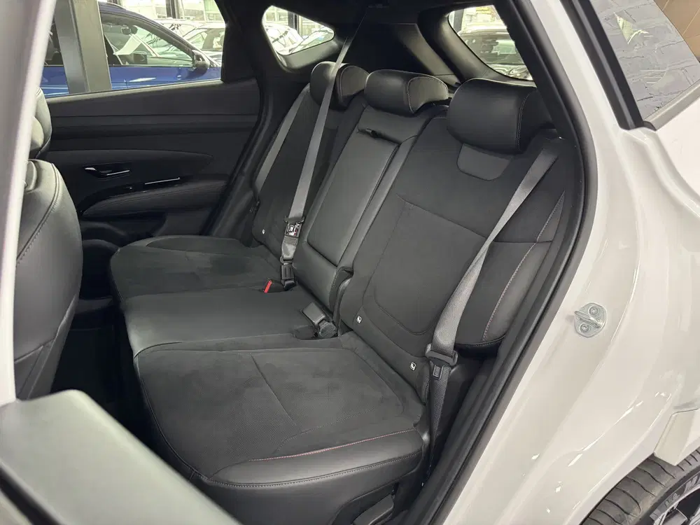Hyundai TUCSON 1.6 T-GDI HEV N Line Krell Keyless ACC Cam uit 2025, foto 13