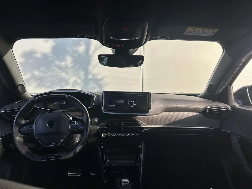 Peugeot 2008 EV GT 54 kWh uit 2023, foto 10