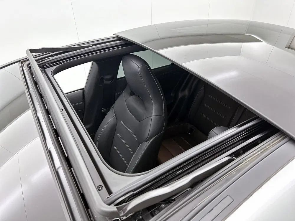 Mercedes-Benz CLA Klasse 250 e AMG Plug-In Hybride uit 2022, foto 13
