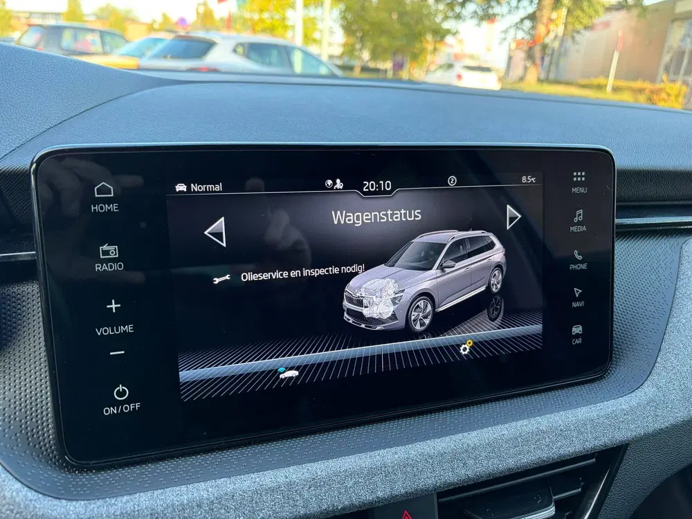 Skoda Kamiq 1.0 TSI Business Edition uit 2024, foto 14