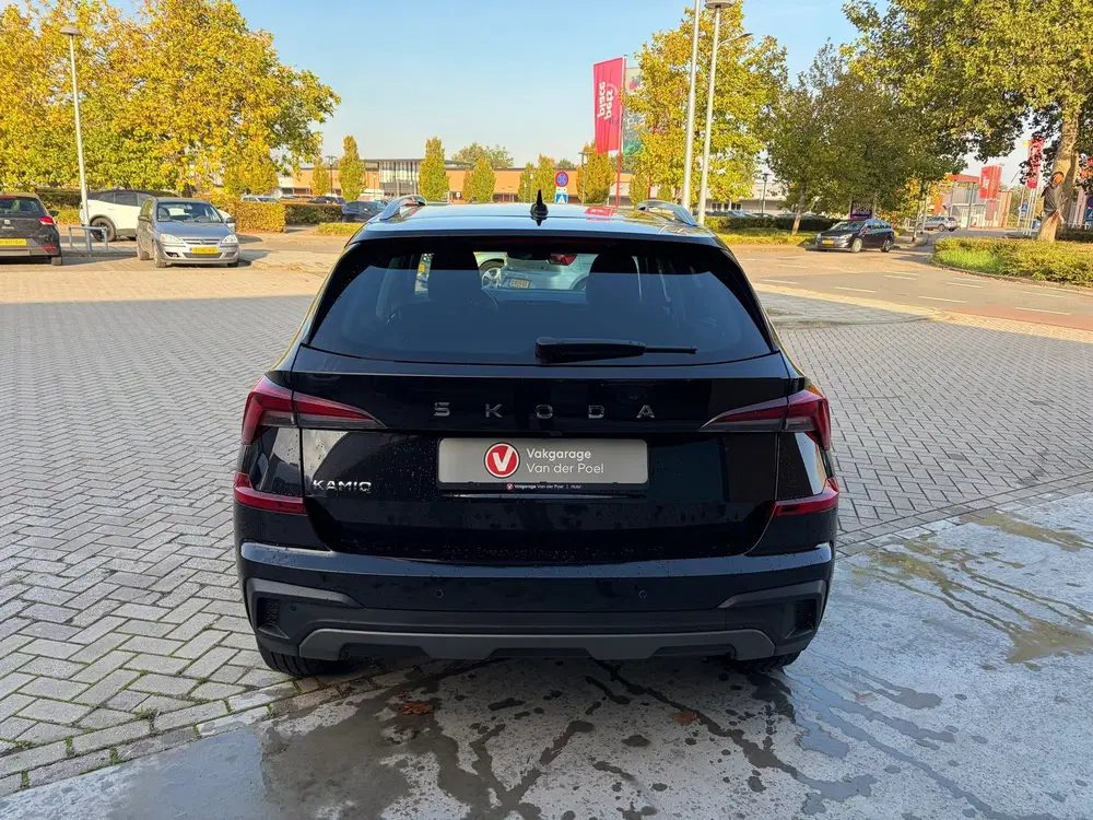 Skoda Kamiq 1.0 TSI Business Edition uit 2024, foto 4