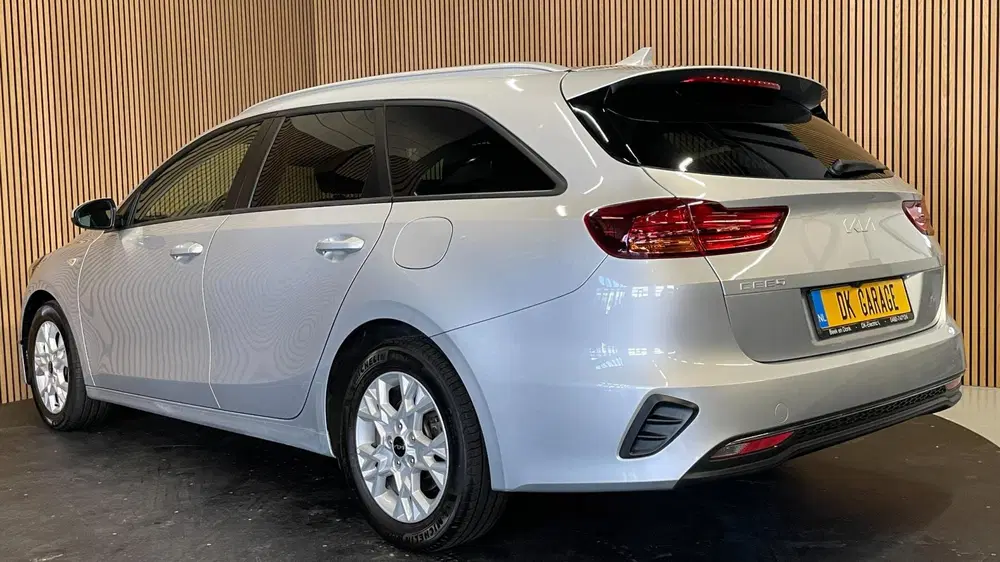 Kia Ceed 1.0 T-GDi DynamicLine uit 2023, foto 14