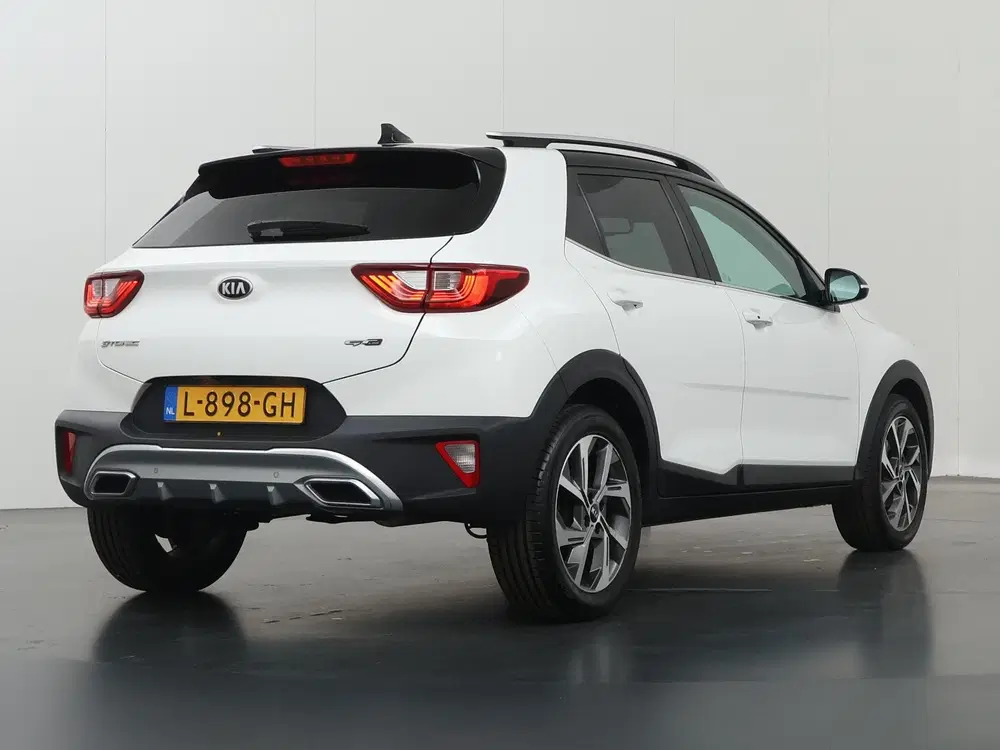 Kia Stonic 1.0 T-GDi MHEV GT-Line uit 2021, foto 2