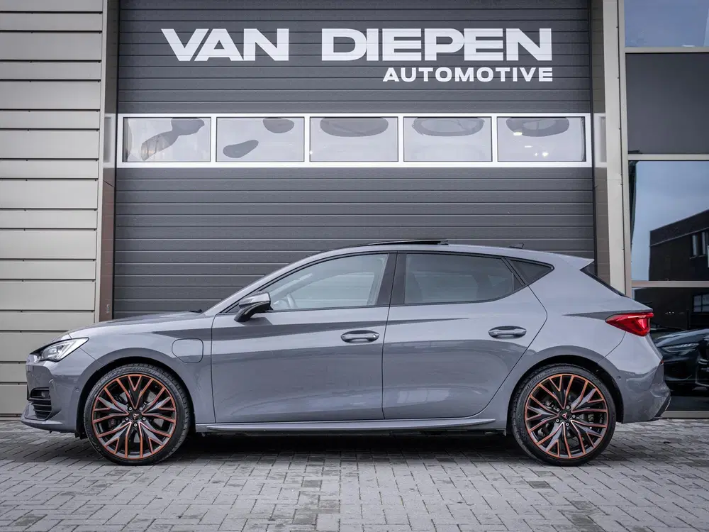 Cupra Leon 1.4 e-Hybrid VZ Copper Edition 245PK uit 2021, foto 9