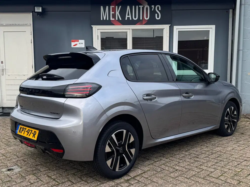Peugeot 208 1.2 Hybrid 110 e-DCS6 Allure uit 2025, foto 7