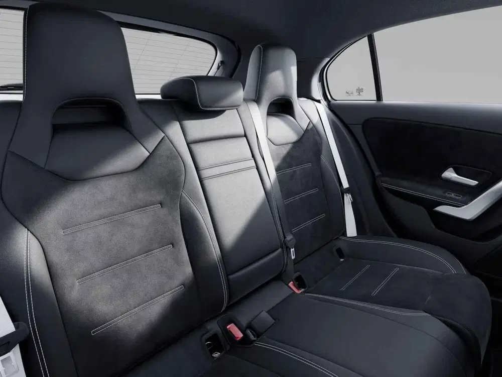 Mercedes-Benz A-Klasse Hatchback 250 e 140 Year Edition uit 2025, foto 9