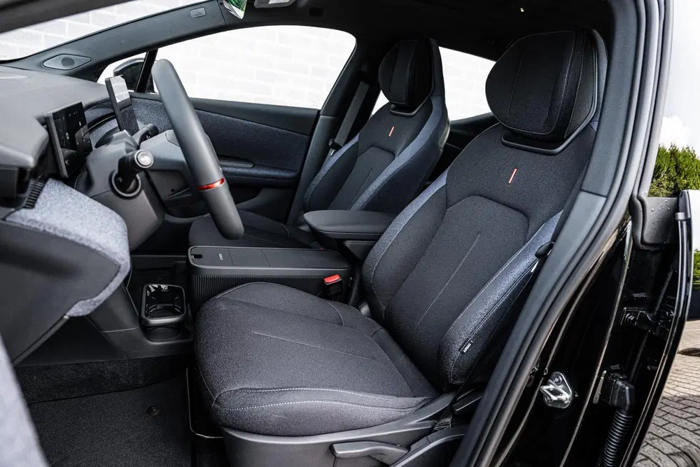 Lynk & Co 02 Business Edition 66 kWh uit 2026, foto 6