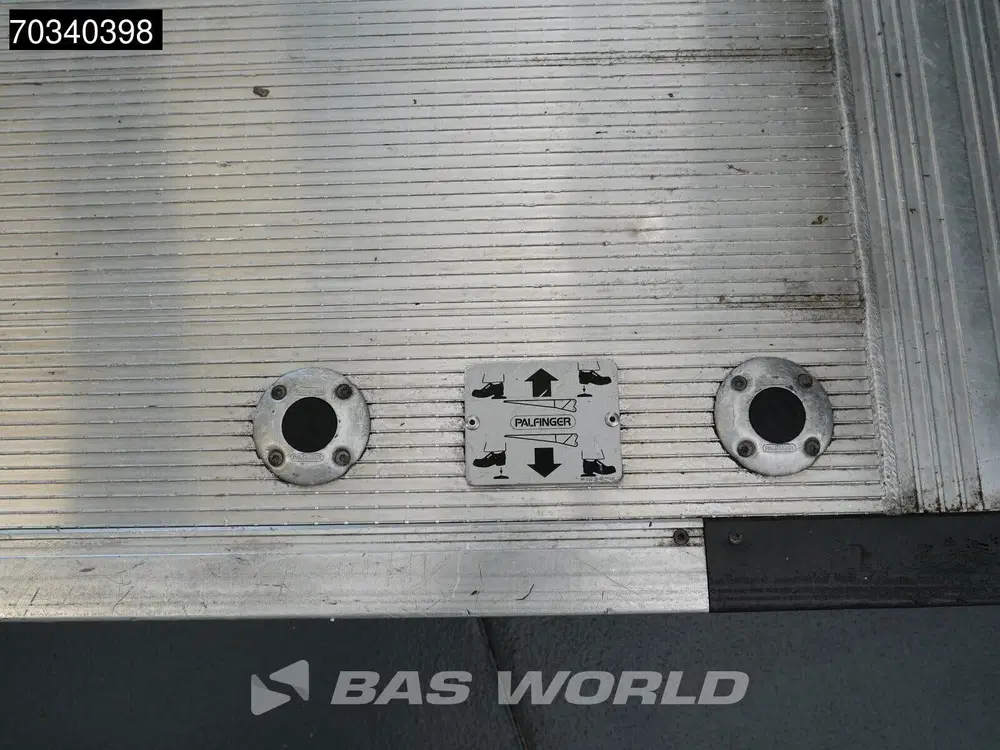 Iveco Daily Automaat Laadklep Airco Camera Bakwagen Me uit 2024, foto 13