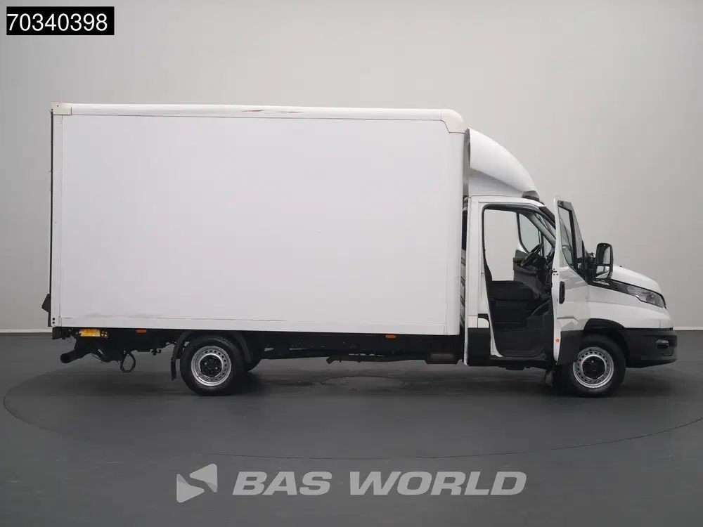 Iveco Daily Automaat Laadklep Airco Camera Bakwagen Me uit 2024, foto 7