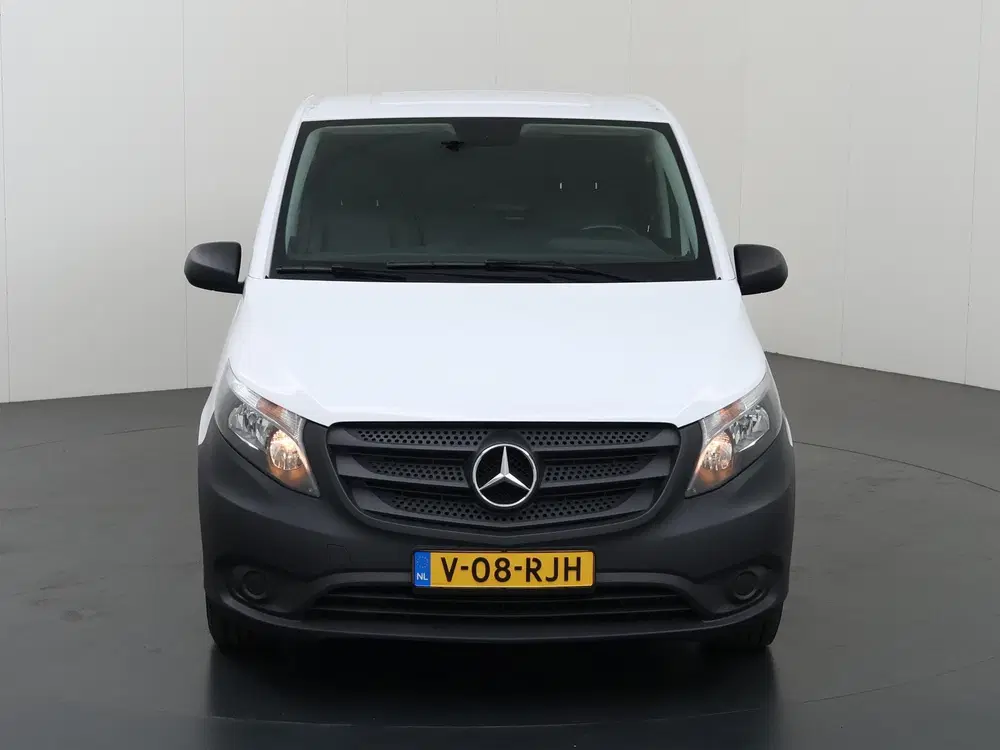 Mercedes-Benz Vito 116 CDI uit 2023, foto 3