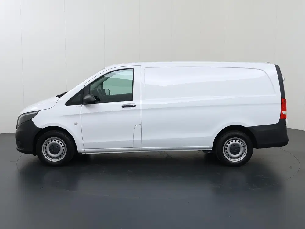 Mercedes-Benz Vito 116 CDI uit 2023, foto 5
