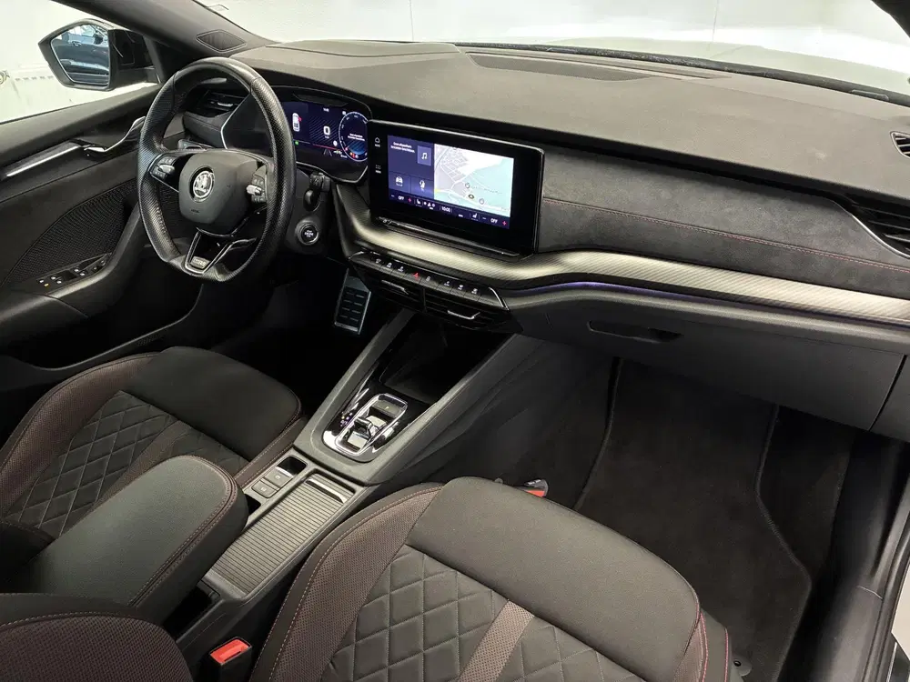 Skoda Octavia 1.4 TSI RS iV PHEV Business uit 2021, foto 12