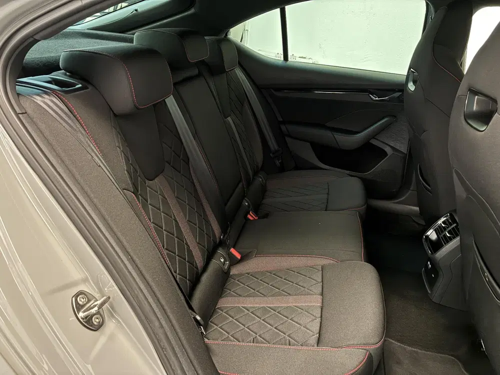 Skoda Octavia 1.4 TSI RS iV PHEV Business uit 2021, foto 15