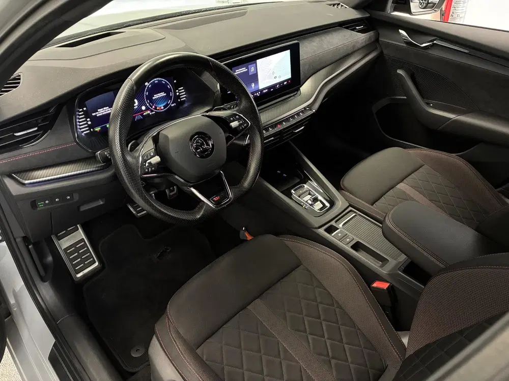 Skoda Octavia 1.4 TSI RS iV PHEV Business uit 2021, foto 3