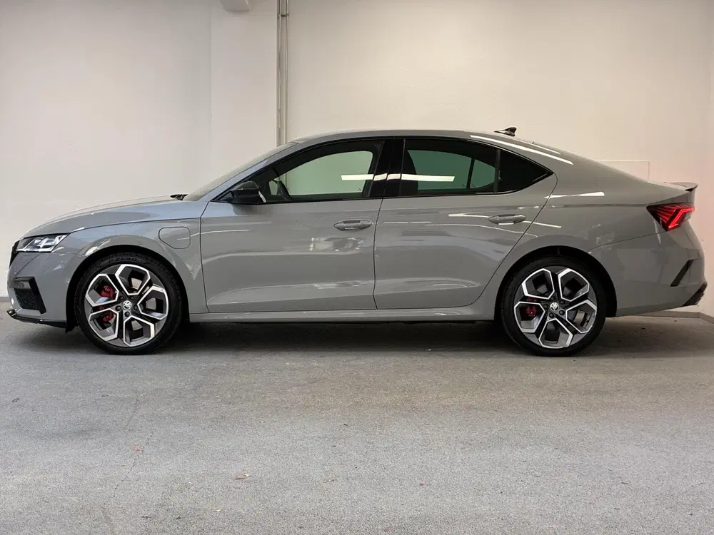 Skoda Octavia 1.4 TSI RS iV PHEV Business uit 2021, foto 9