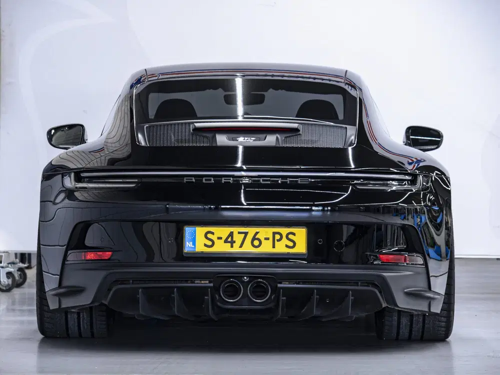 Porsche 911 4.0 GT3 Touring uit 2022, foto 3