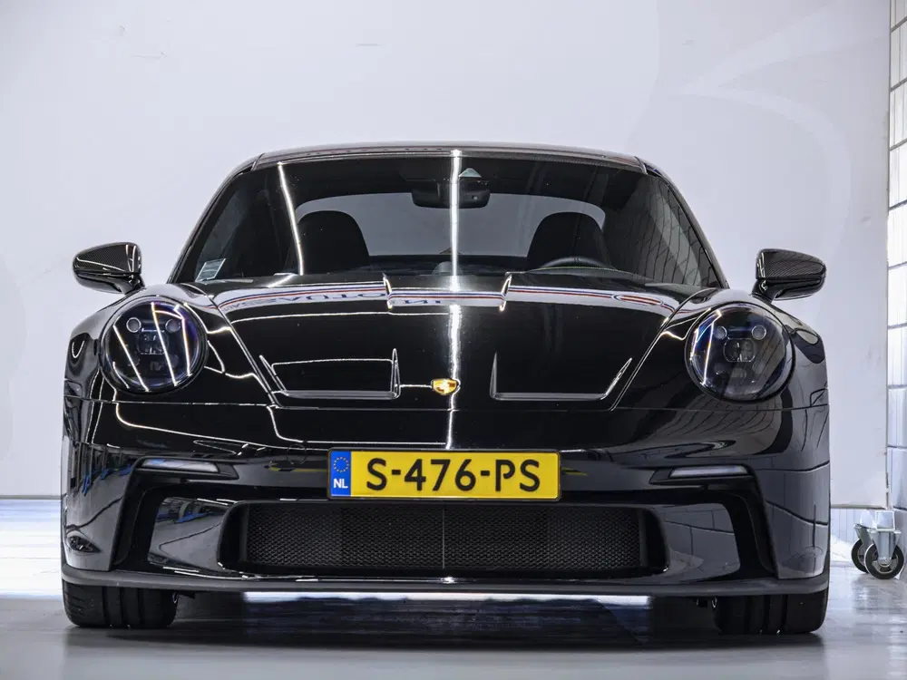 Porsche 911 4.0 GT3 Touring uit 2022, foto 4