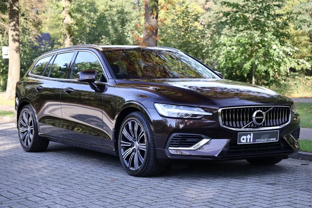 Volvo V60 2.0 T8 Twin Engine AWD Inscription Leder uit 2019, foto 10