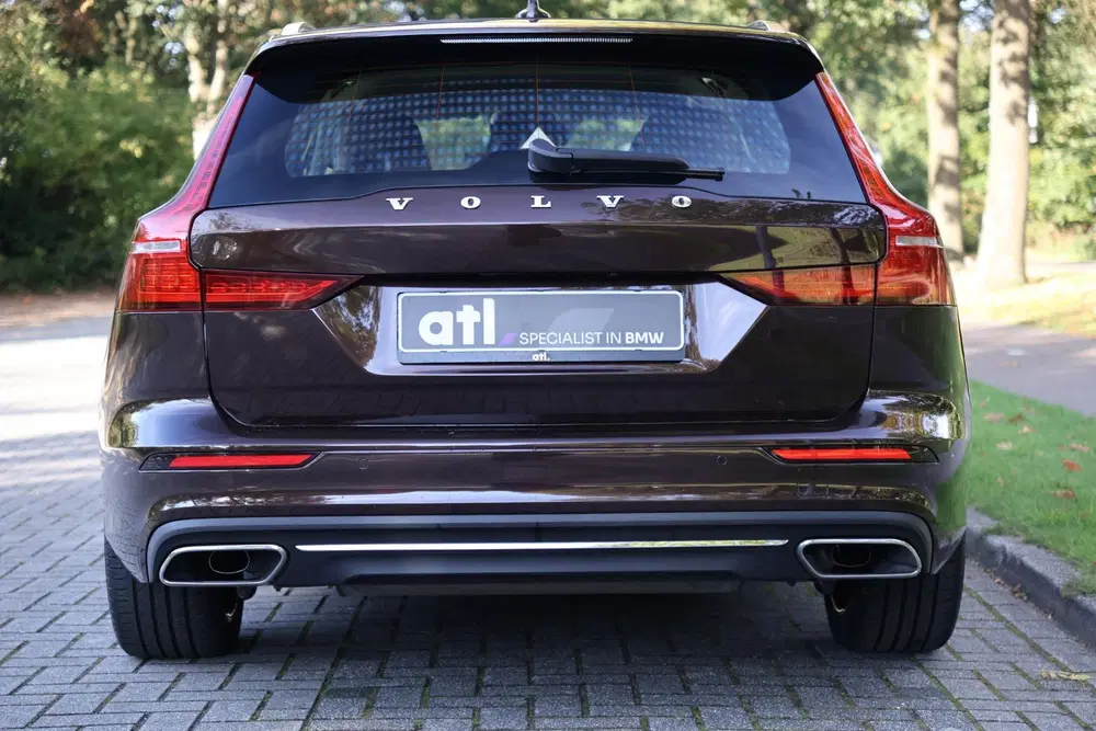 Volvo V60 2.0 T8 Twin Engine AWD Inscription Leder uit 2019, foto 4