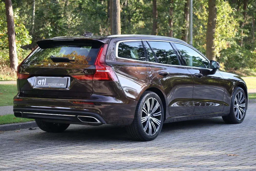Volvo V60 2.0 T8 Twin Engine AWD Inscription Leder uit 2019, foto 8