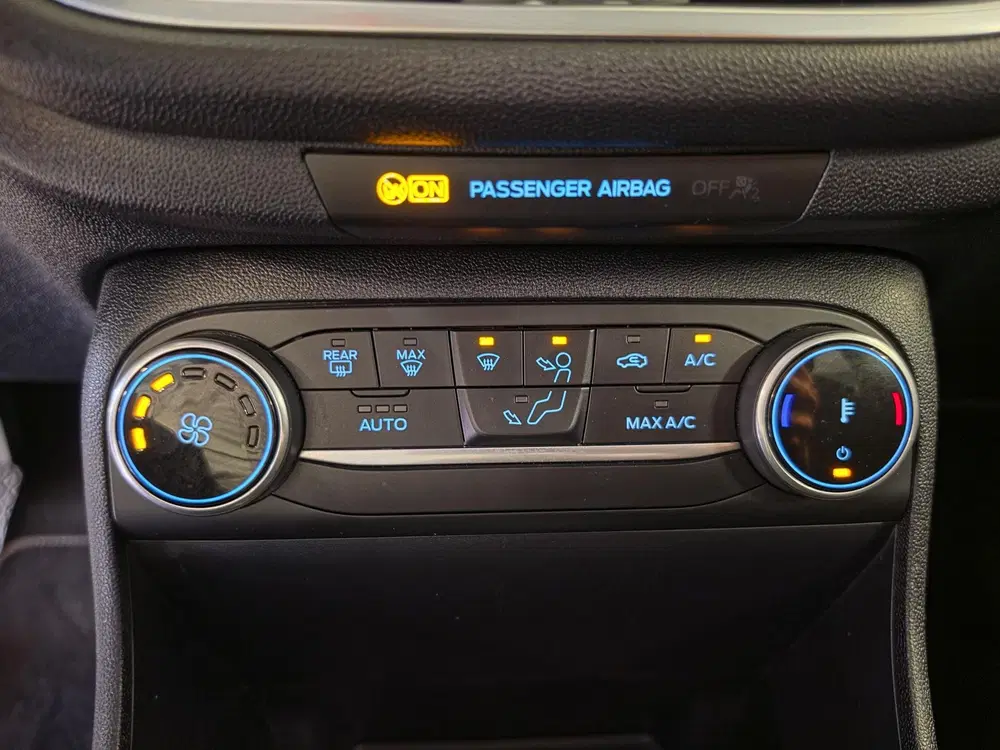 Ford Fiesta 1.0 EcoBoost Titanium uit 2024, foto 4