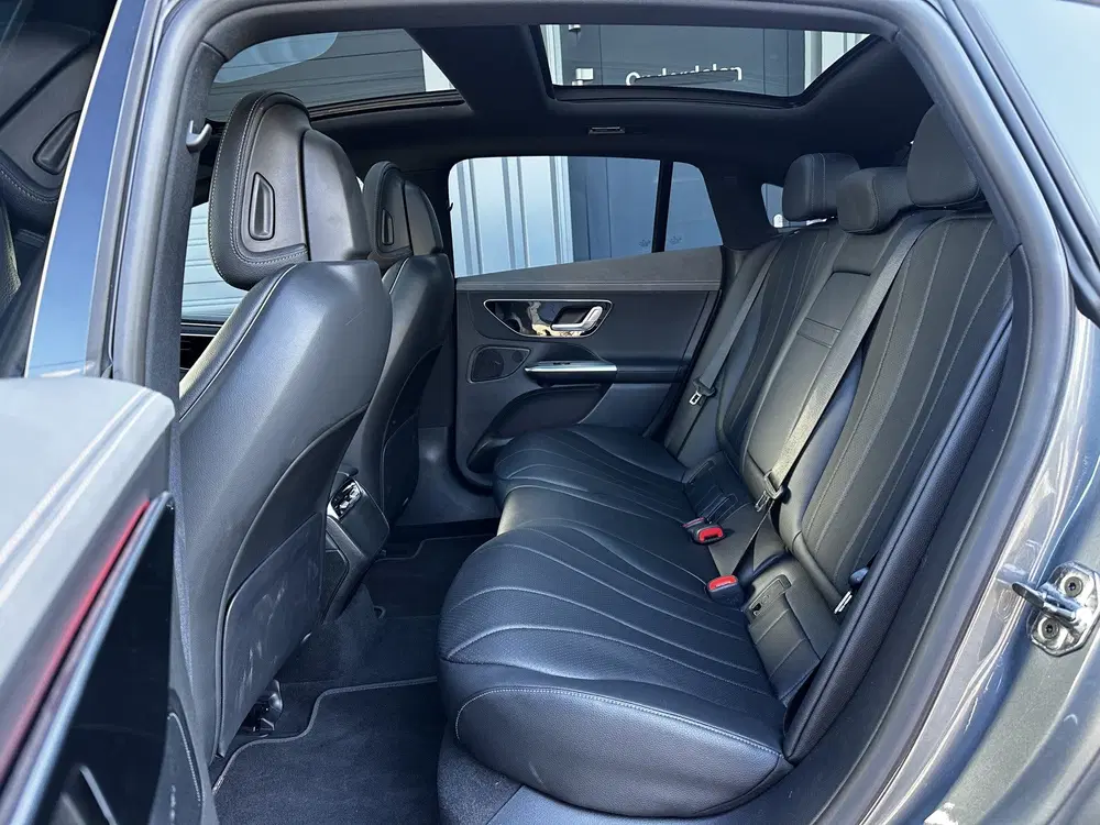 Mercedes-Benz EQE 300 Business Line 89 kWh Panoramadak uit 2023, foto 10
