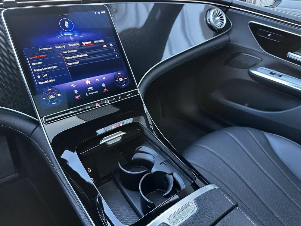 Mercedes-Benz EQE 300 Business Line 89 kWh Panoramadak uit 2023, foto 12