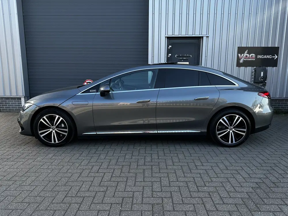 Mercedes-Benz EQE 300 Business Line 89 kWh Panoramadak uit 2023, foto 2