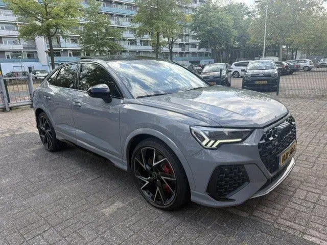 Audi RS Q3 Quattro PANO uit 2021, foto 2