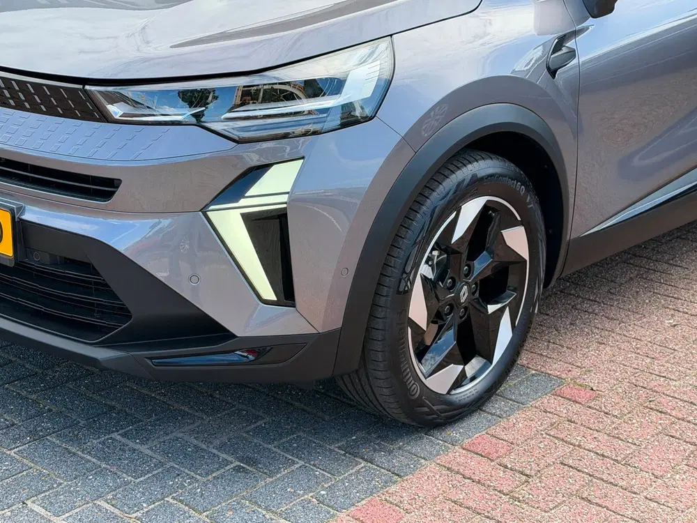 Renault Captur 1.6 E-Tech full hybrid 145 techno AUT uit 2025, foto 4