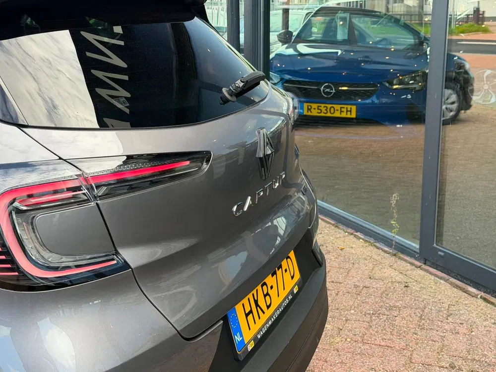 Renault Captur 1.6 E-Tech full hybrid 145 techno AUT uit 2025, foto 8