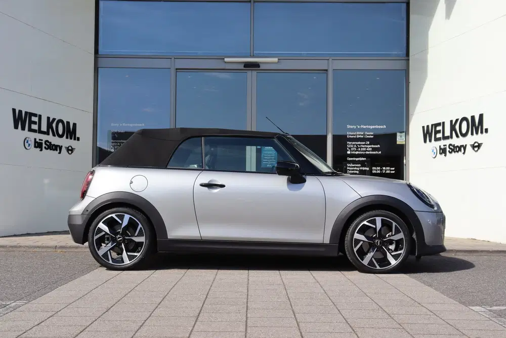 Mini Cabrio Cooper C Automaat uit 2025, foto 10