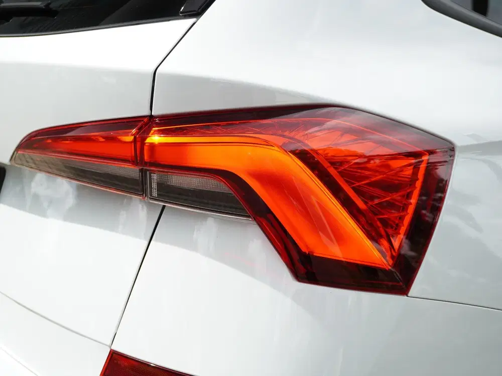 Skoda Kamiq TSI 110 DSG Monte Carlo AUTOMAAT uit 2024, foto 5