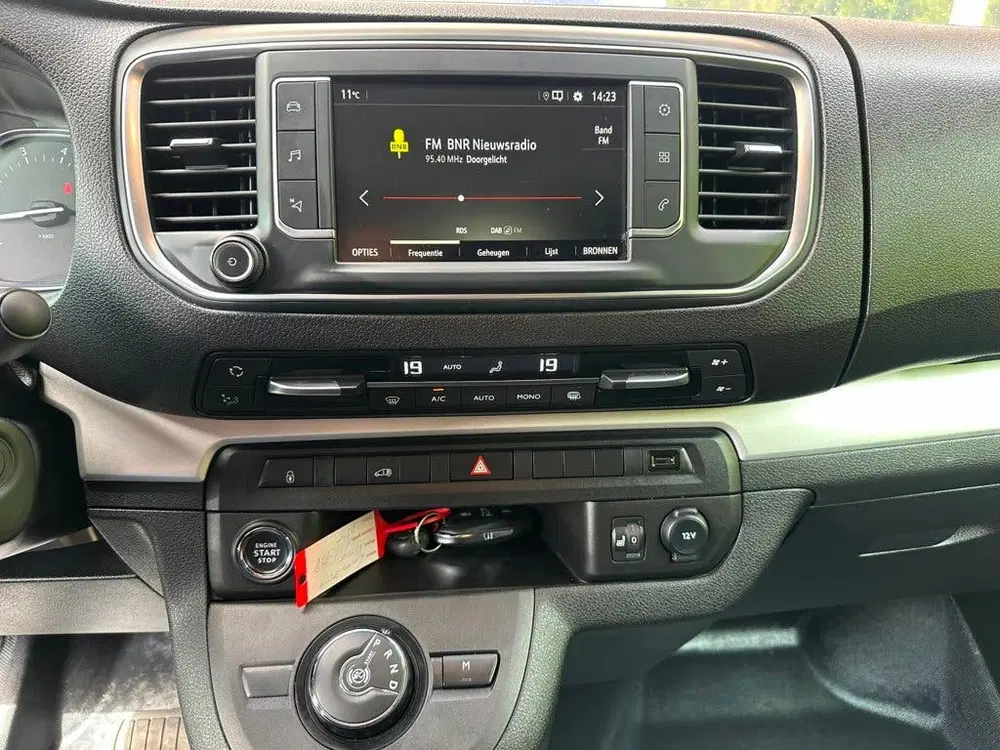 Opel Vivaro 2.0 BlueHDi 145 L3 Automaat Trekhaak Adpti uit 2023, foto 11