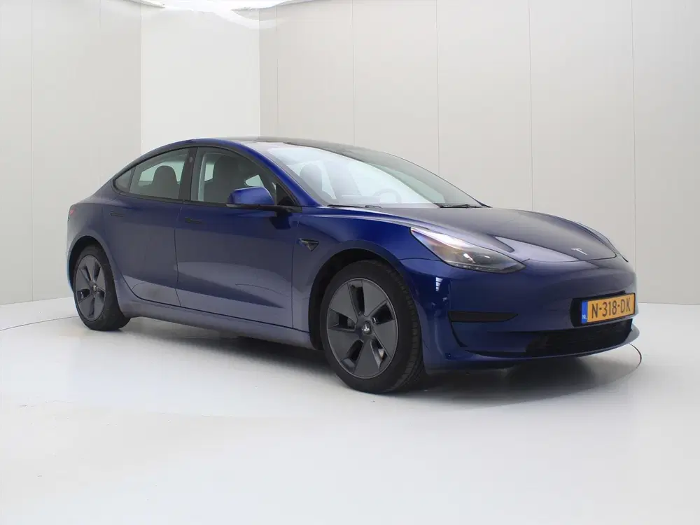 Tesla Model 3 Standard RWD Plus FACELIFT 90.7% SoH [ LFP uit 2021, foto 4