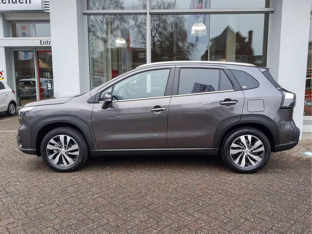 Suzuki S-Cross 1.4 BOOSTERJET STYLE HYBRID AUTOMAAT uit 2026, foto 2