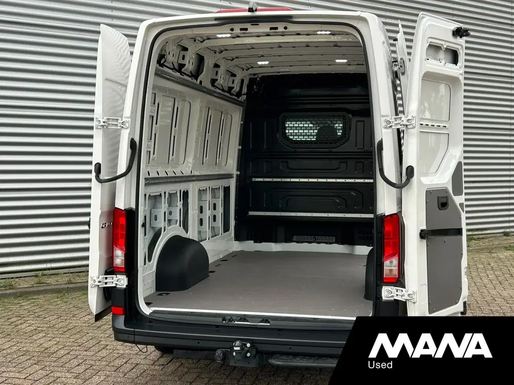Volkswagen Crafter 35 2.0 TDI L3H3 140PK Automaat ZGAN Crui uit 2023, foto 8