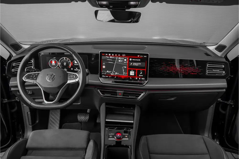 Volkswagen Tiguan 1.5 eHybrid Elegance ACC Camera H uit 2025, foto 2
