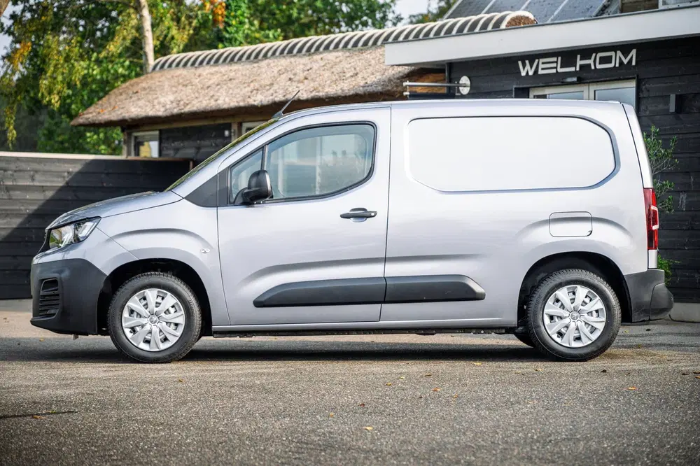 Peugeot Partner 1.5 BlueHDI Premium Euro 6 I Kastinrichtin uit 2020, foto 10