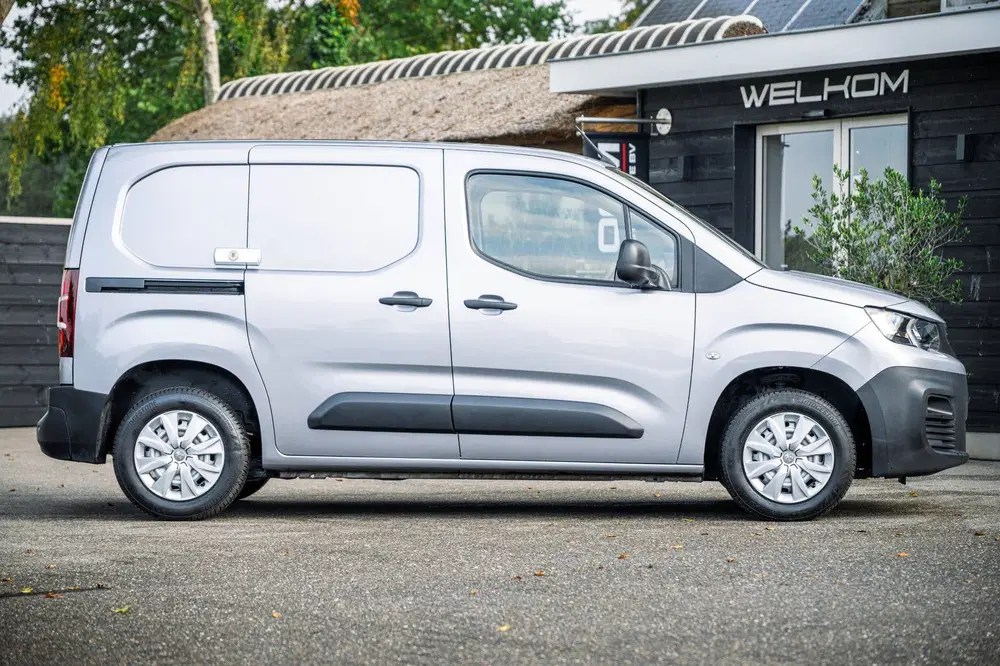 Peugeot Partner 1.5 BlueHDI Premium Euro 6 I Kastinrichtin uit 2020, foto 12