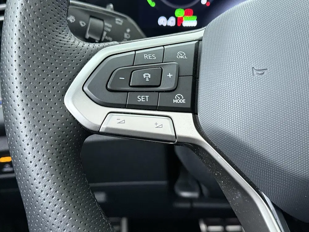 Volkswagen Tiguan 1.5 eHybrid R-Line Edition uit 2024, foto 8