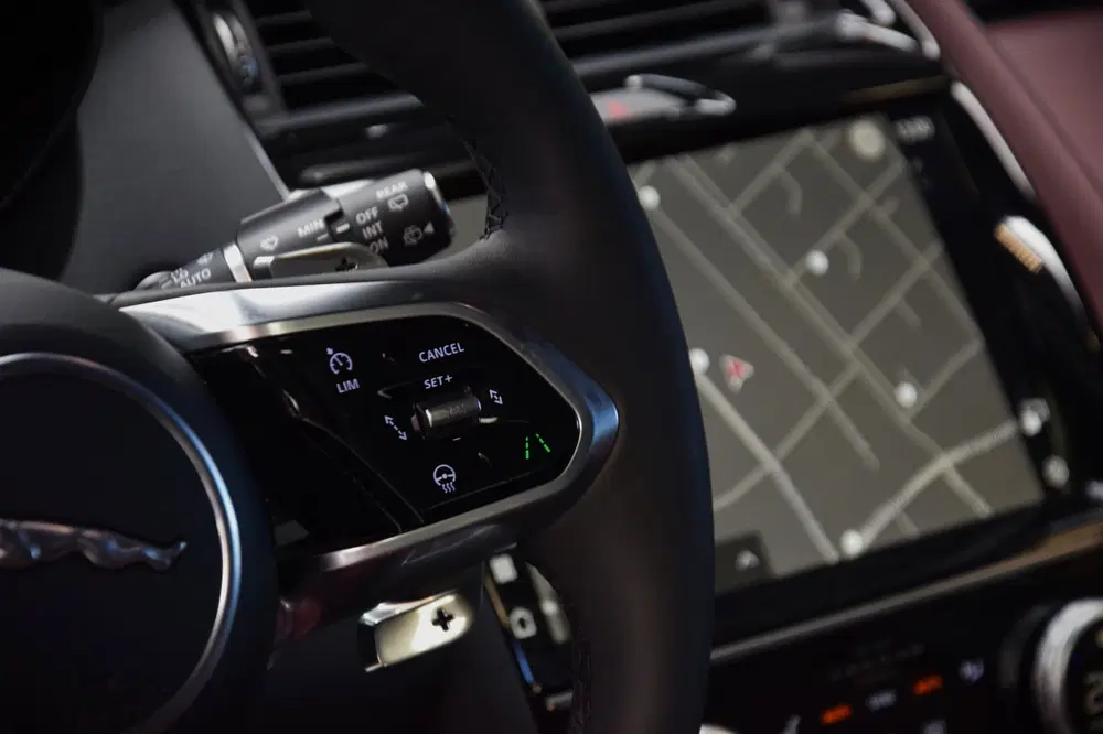 Jaguar E-Pace 1.5 P270e R-Dynamic HSE Navi uit 2025, foto 7