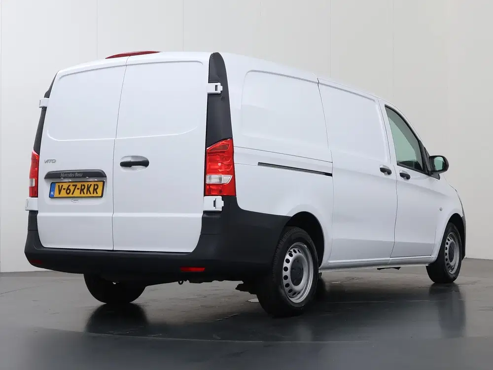 Mercedes-Benz Vito 114 CDI uit 2024, foto 2