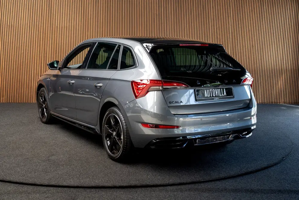 Skoda Scala 1.0 TSI Monte Carlo Matrix Navi Panodak Le uit 2023, foto 3